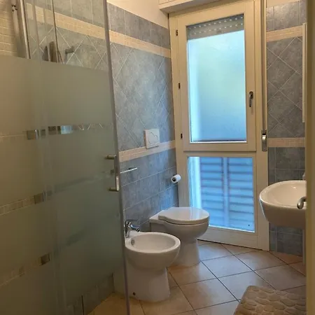 La Finestra Sul Tiglio Apartment *